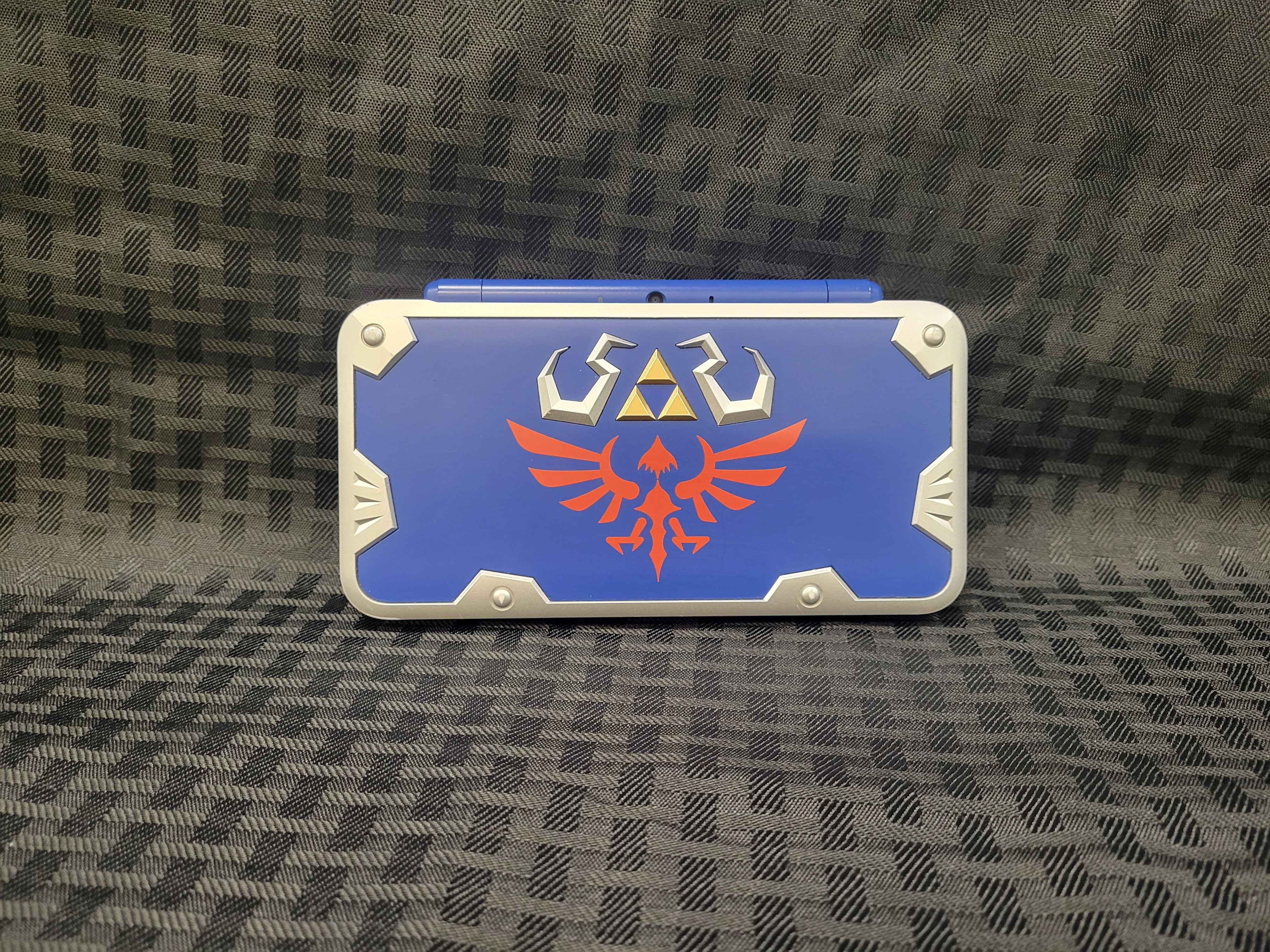 MODDED New Nintendo 2DS XL Hylian Shield Edition | Anubis Games and Hobby