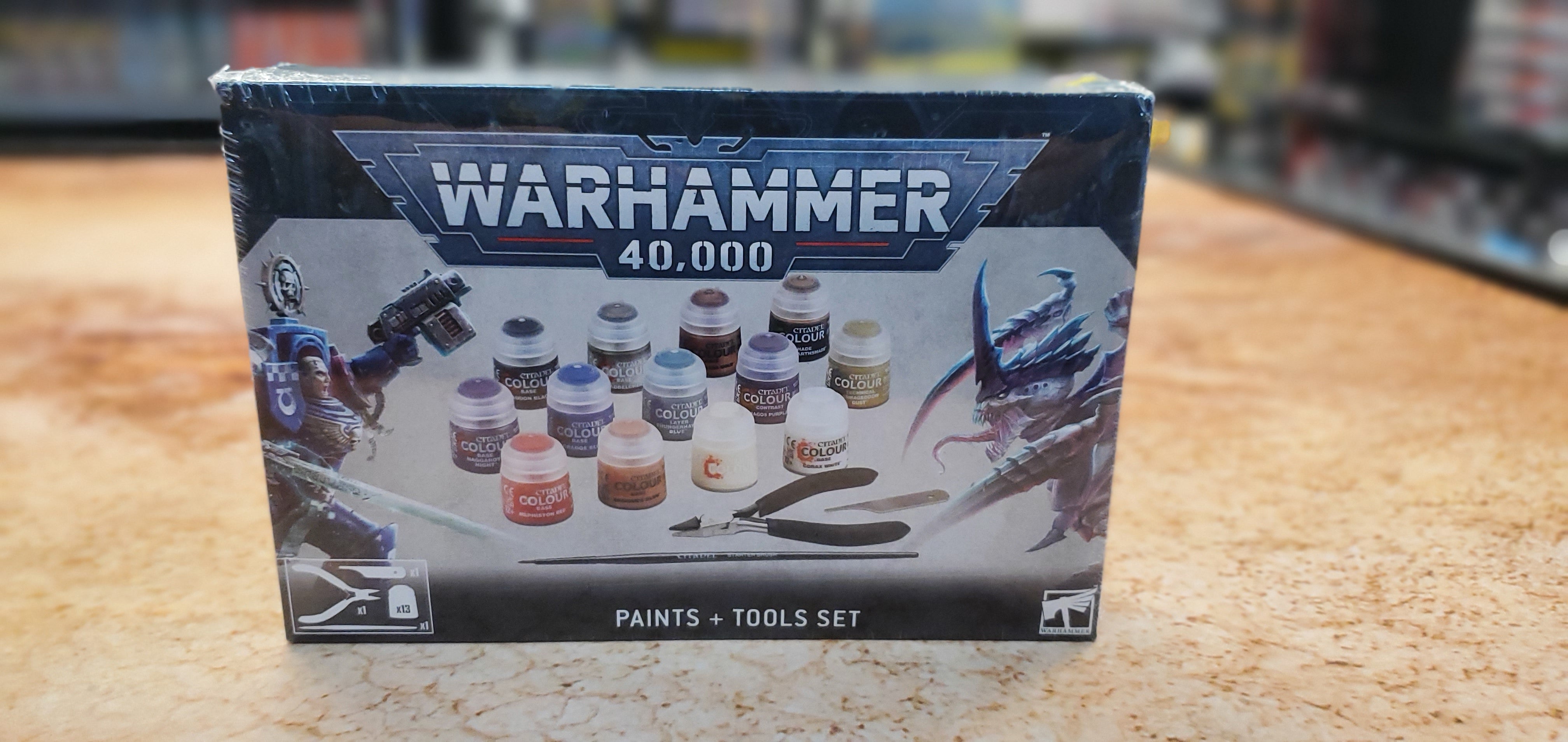 Warhammer 40,000: Paints + Tools Set | Anubis Games and Hobby