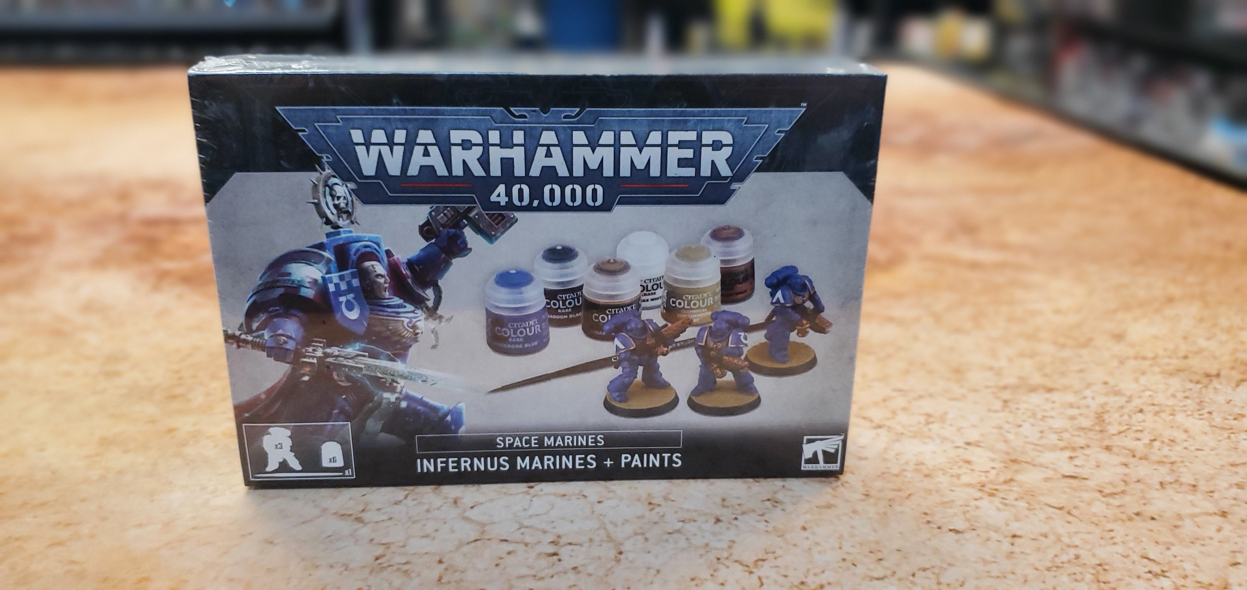 Space Marines: Infernus Marines + Paints Set | Anubis Games and Hobby