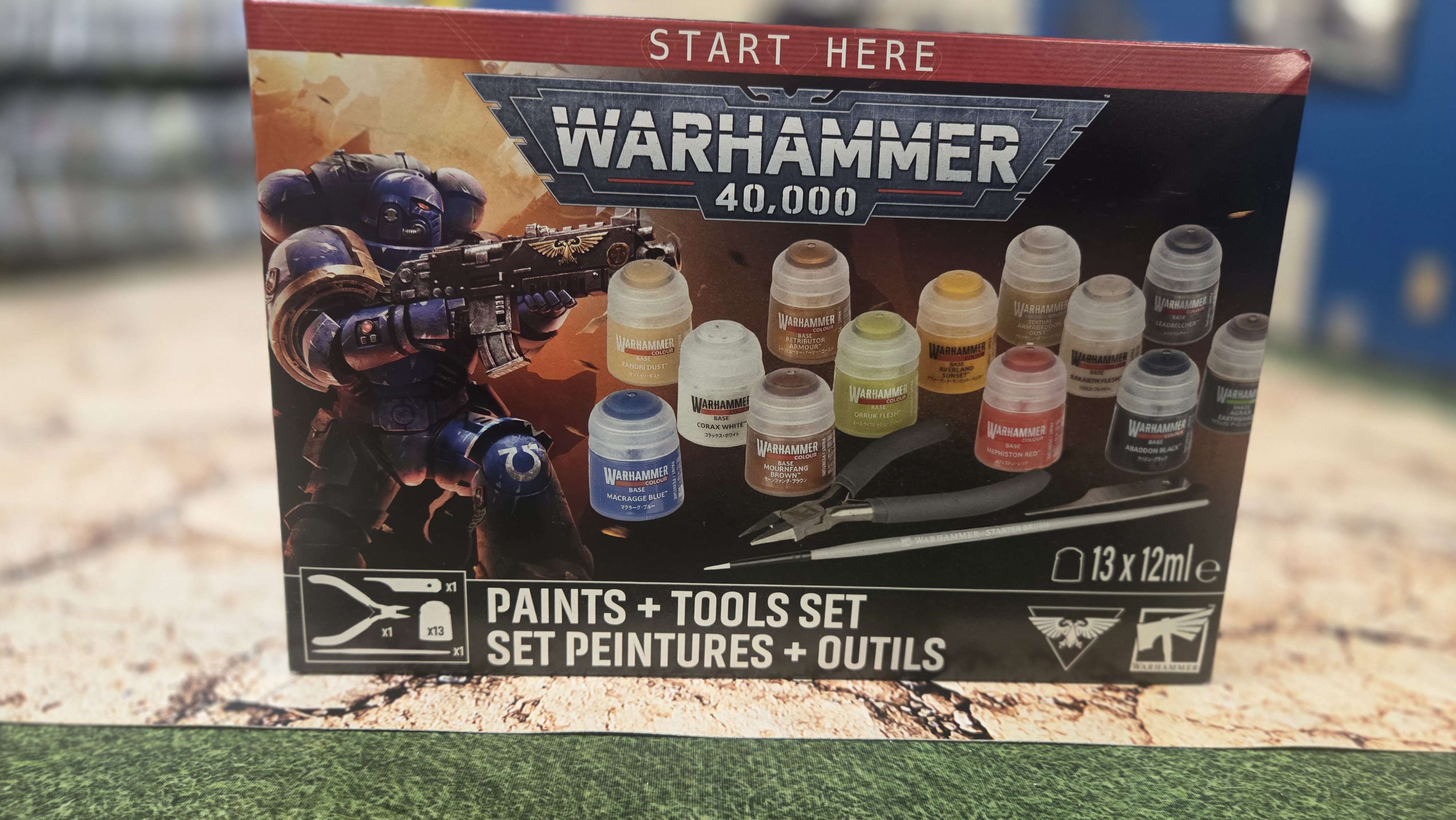 Warhammer 40,000: Paints + Tools Set | Anubis Games and Hobby