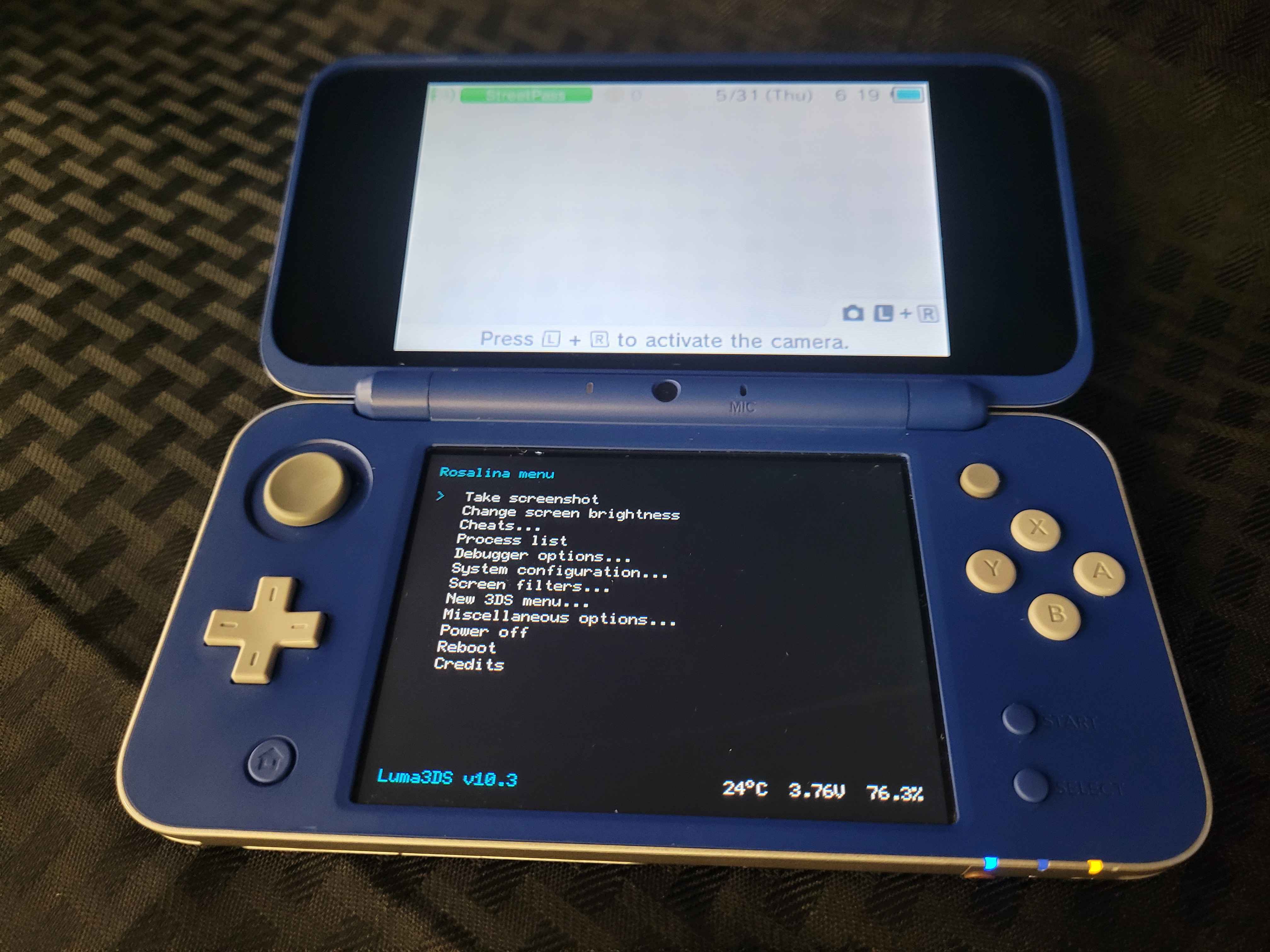 MODDED New Nintendo 2DS XL Hylian Shield Edition | Anubis Games and Hobby
