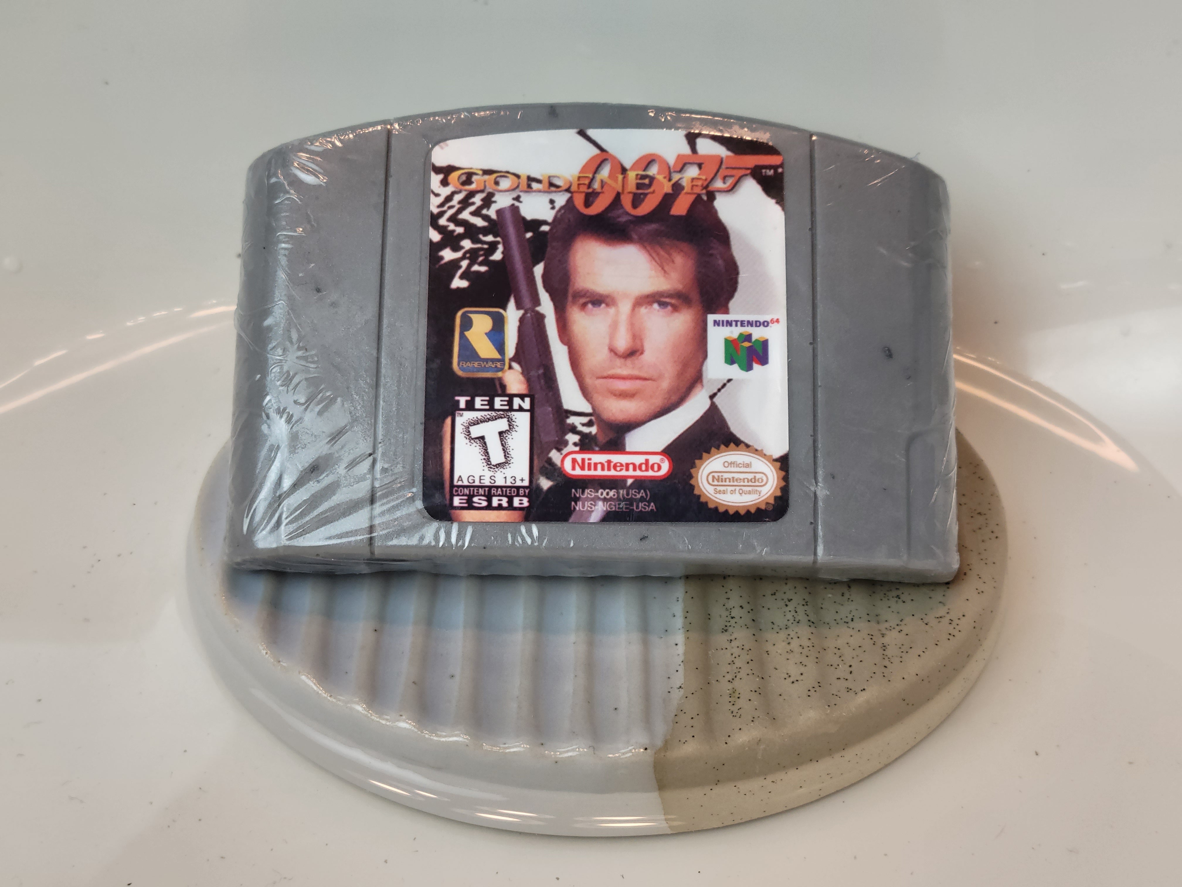Nintendo 64 Soap - GoldenEye 007 | Anubis Games and Hobby