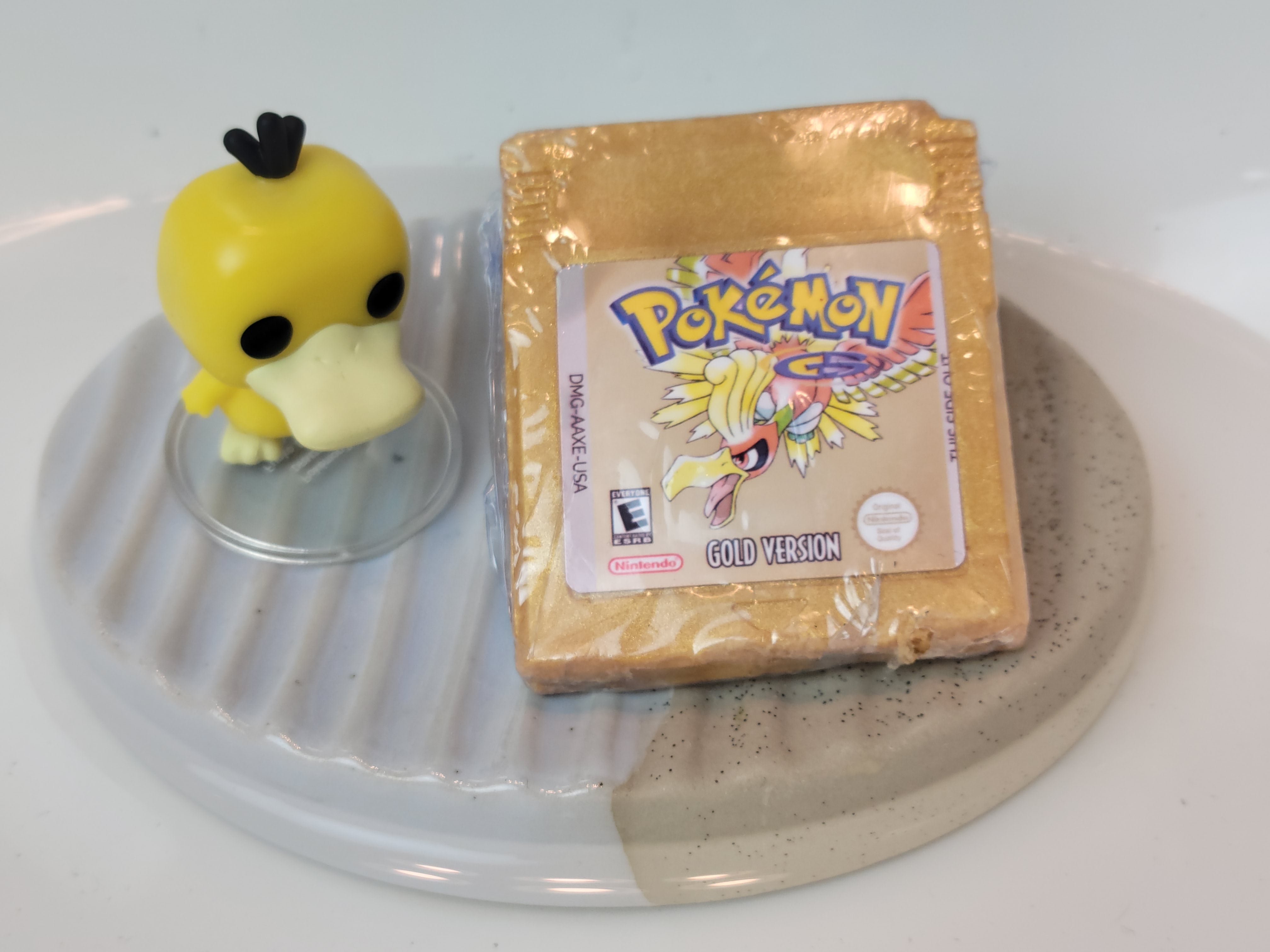 Gameboy Soap - Pokémon Gold | Anubis Games and Hobby