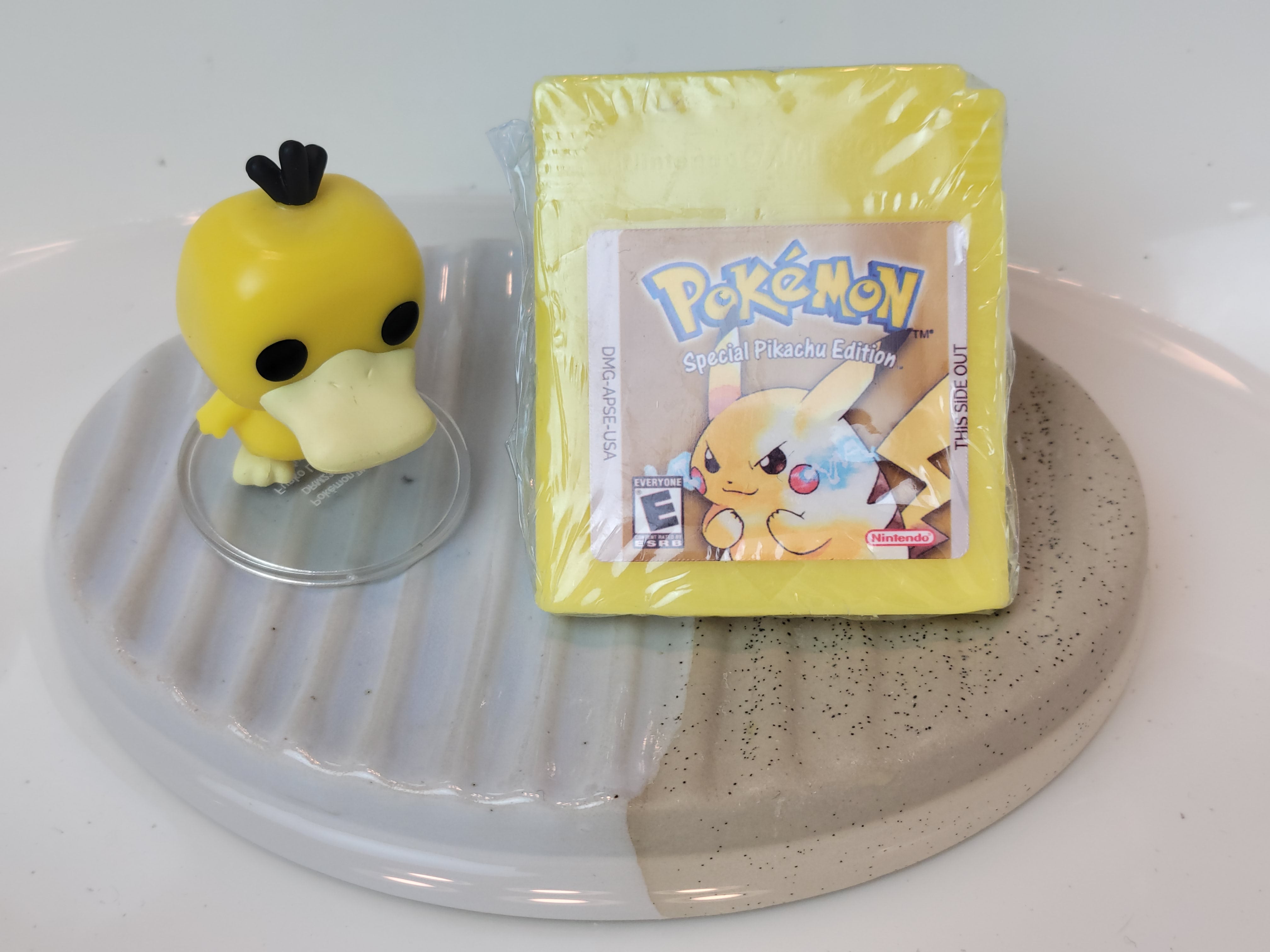 Gameboy Soap - Pokémon Yellow | Anubis Games and Hobby