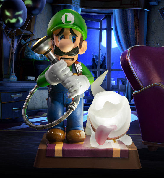 Luigi's Mansion 3: Luigi and Polterpup Statue | Anubis Games and Hobby